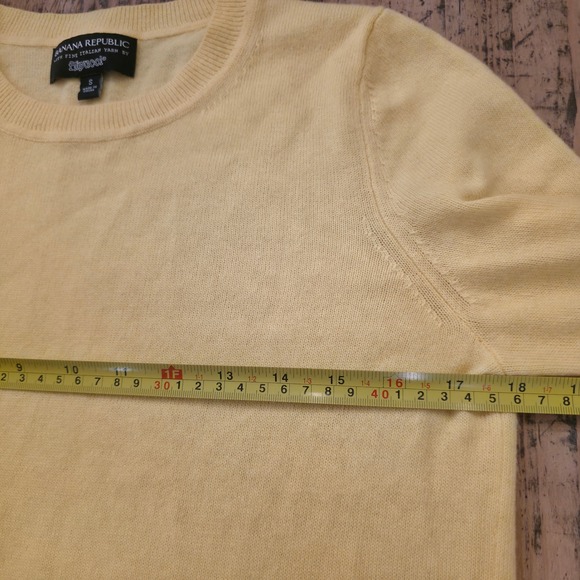 BANANA REPUBLIC‎ S Butter Yellow Filpucci Merino Wool Cashmere Sweater Coquette - Picture 6 of 8